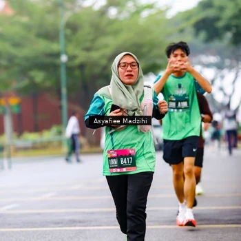 Runner Photo 8565427