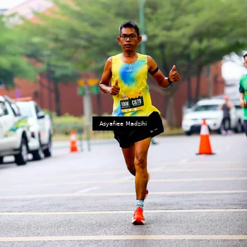 Runner Photo 8565448
