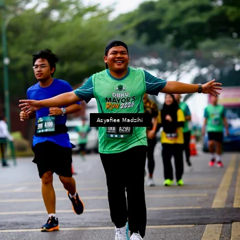 Runner Photo 8565458