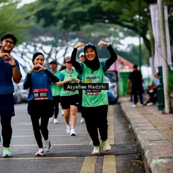 Runner Photo 8565511
