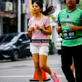 Runner Photo 8565555