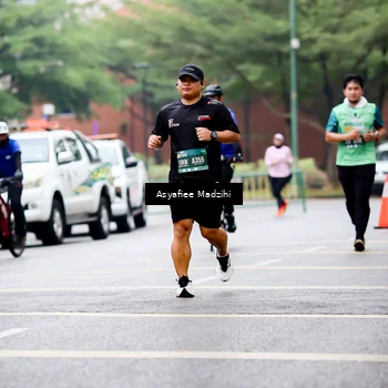 Runner Photo 8565687