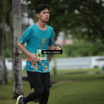 Runner Photo 8565717