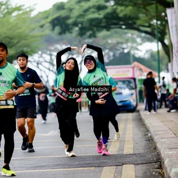 Runner Photo 8565723
