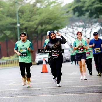 Runner Photo 8565725