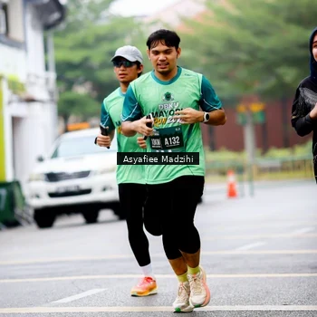 Runner Photo 8565728