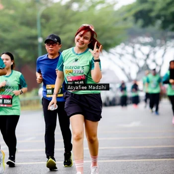 Runner Photo 8565731