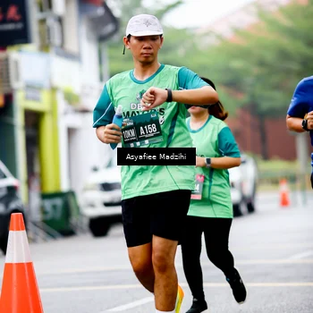Runner Photo 8565735