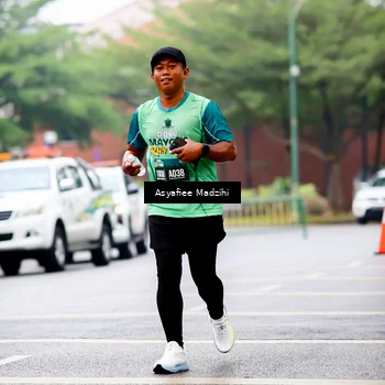 Runner Photo 8565746