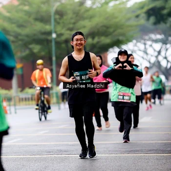 Runner Photo 8565787