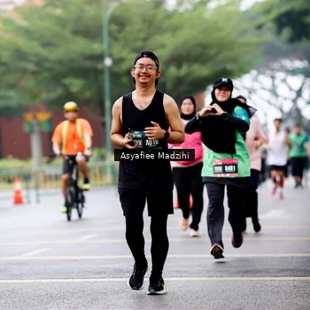 Runner Photo 8565794