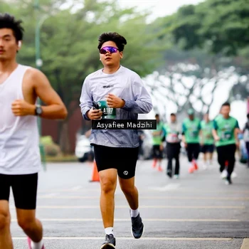 Runner Photo 8565803