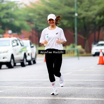 Runner Photo 8565811