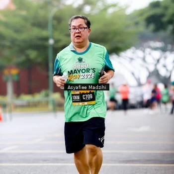 Runner Photo 8565828