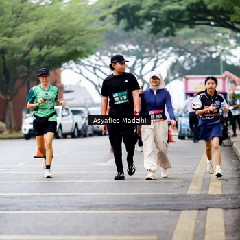 Runner Photo 8565841
