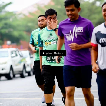 Runner Photo 8565913