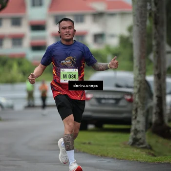 Runner Photo 8566040