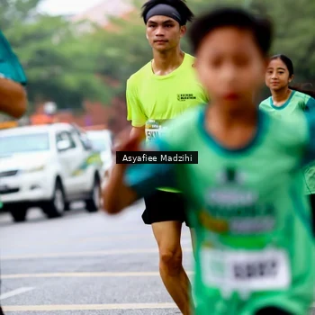 Runner Photo 8566057