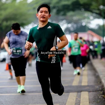 Runner Photo 8566074