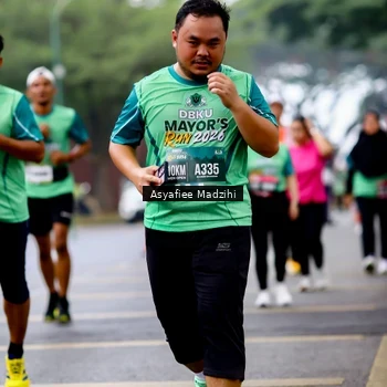 Runner Photo 8566080