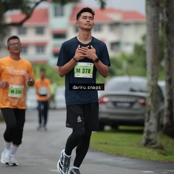 Runner Photo 8566116