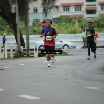 Runner Photo 8566117