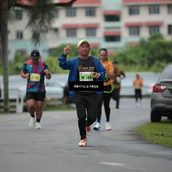 Runner Photo 8566154