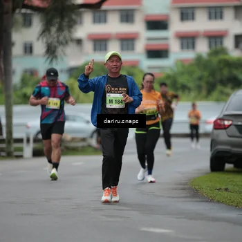 Runner Photo 8566173