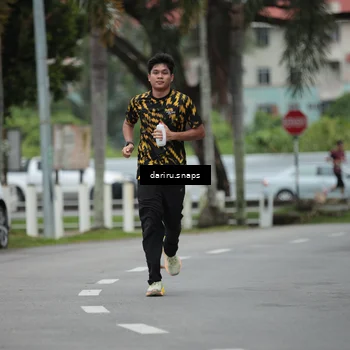 Runner Photo 8566177