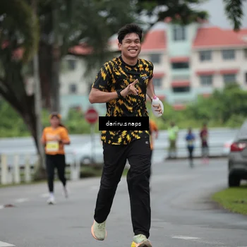 Runner Photo 8566196