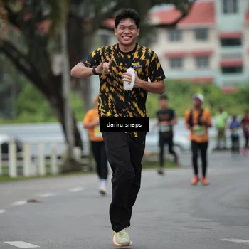 Runner Photo 8566207