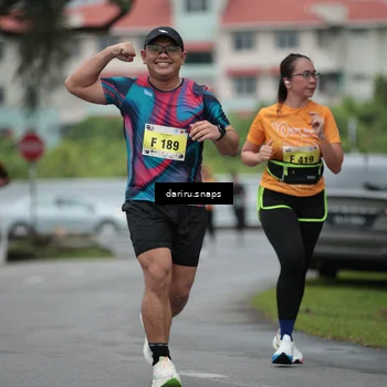 Runner Photo 8566215