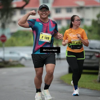 Runner Photo 8566222