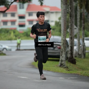 Runner Photo 8566242