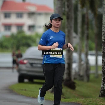 Runner Photo 8566291