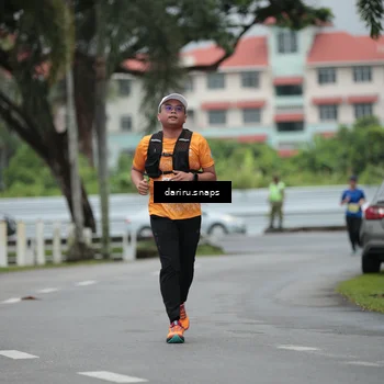 Runner Photo 8566333