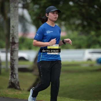 Runner Photo 8566340