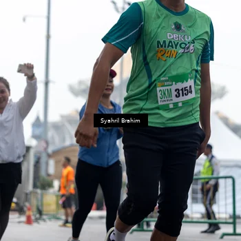 Runner Photo 8566355