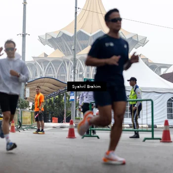 Runner Photo 8566356