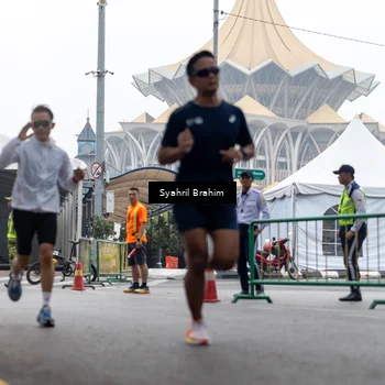 Runner Photo 8566360