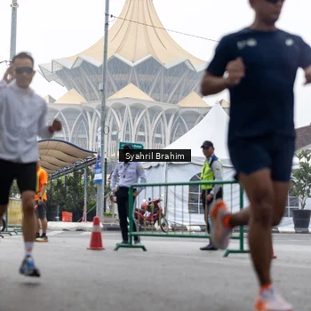 Runner Photo 8566366