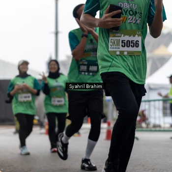 Runner Photo 8566398