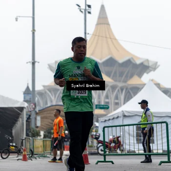 Runner Photo 8566434