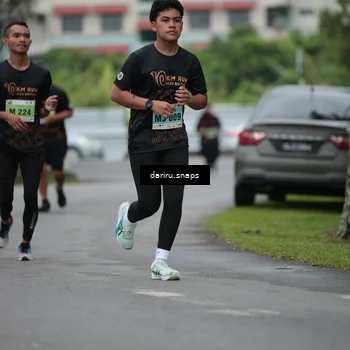 Runner Photo 8566435
