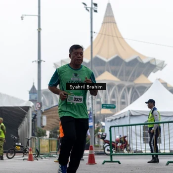 Runner Photo 8566457