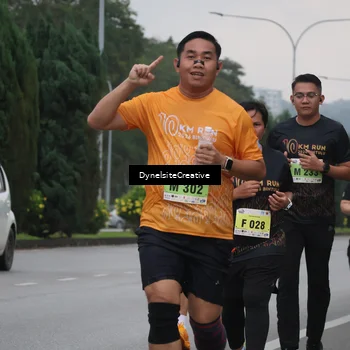 Runner Photo 8566459
