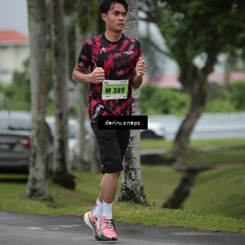 Runner Photo 8566497