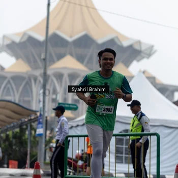 Runner Photo 8566528