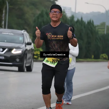 Runner Photo 8566572