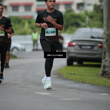 Runner Photo 8566580